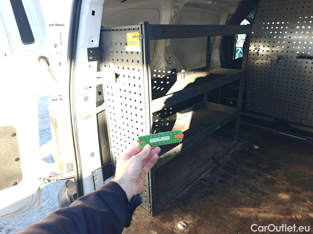  Peugeot  Partner PEUGEOT  VU 3p 2G furgón derivado de Furgón Confort L1 1.6 BlueHDi 55KW (75) #66