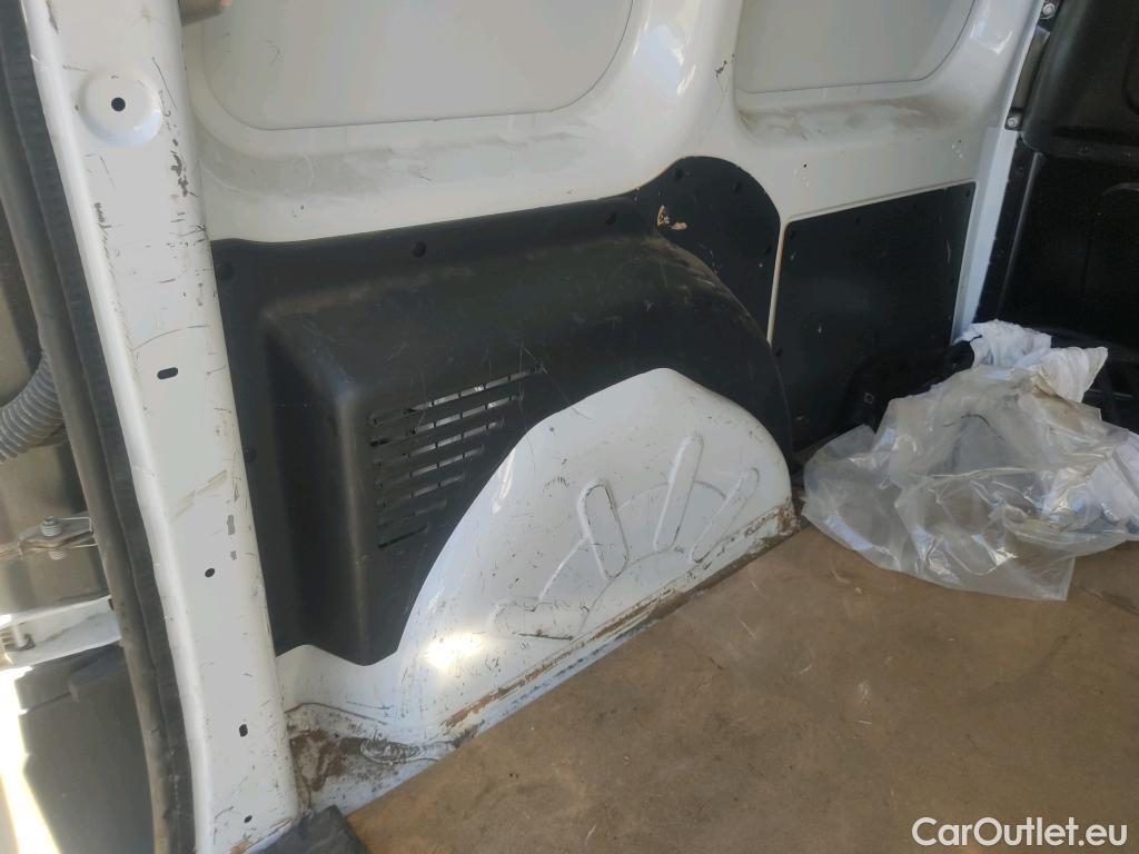  Renault  Kangoo RENAULT  Z.E./2013/3P/furgón derivado de turismo Z.E. #19