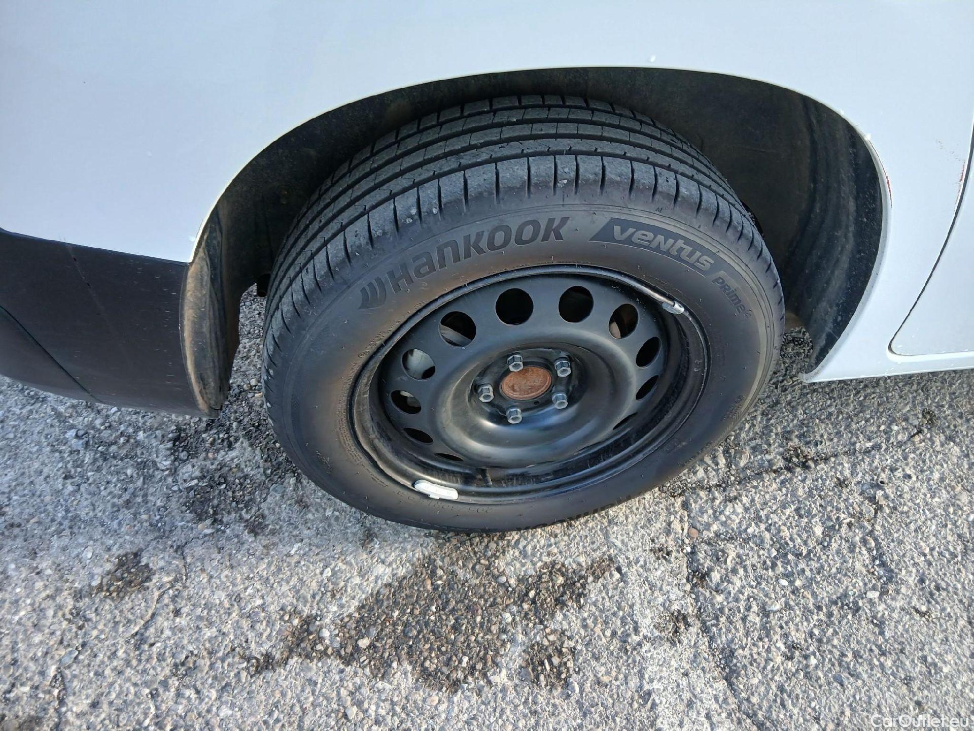  Toyota  Proace TOYOTA  City / 2020 / 4P / combi 1.5D 75kW (100CV) GX L1 #25