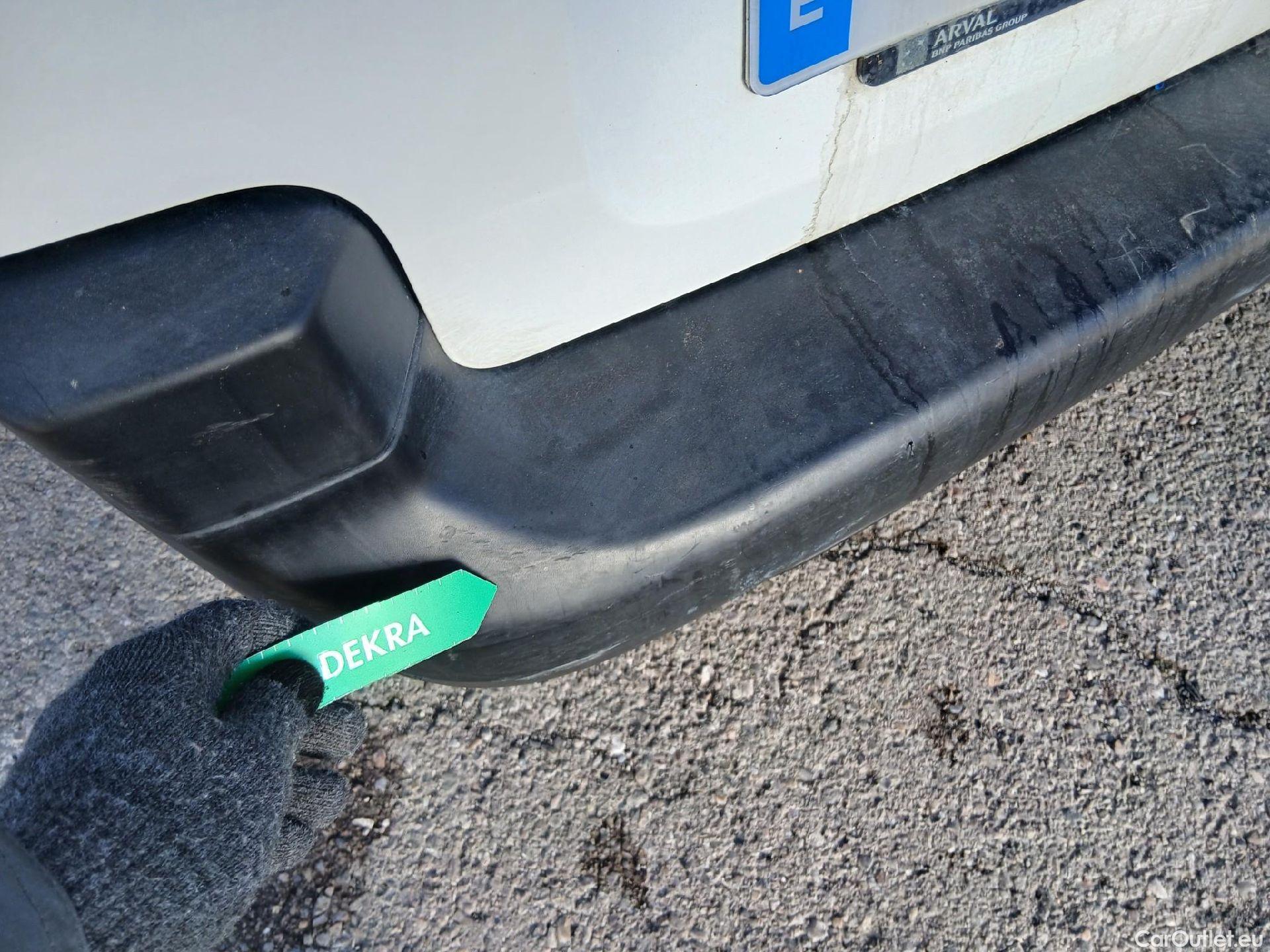  Peugeot  Partner PEUGEOT  / 2018 / 4P / furgón derivado de turismo Premium Long 1000kg BlueHDi 73kW #20