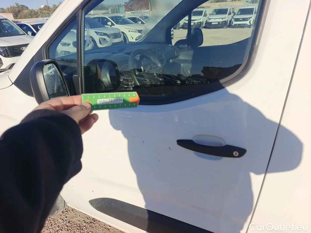  Opel  Combo OPEL  / 2018 / 4P / furgón derivado de turismo 1.5TD 75kW (100CV) Express XL H1 1000kg #23