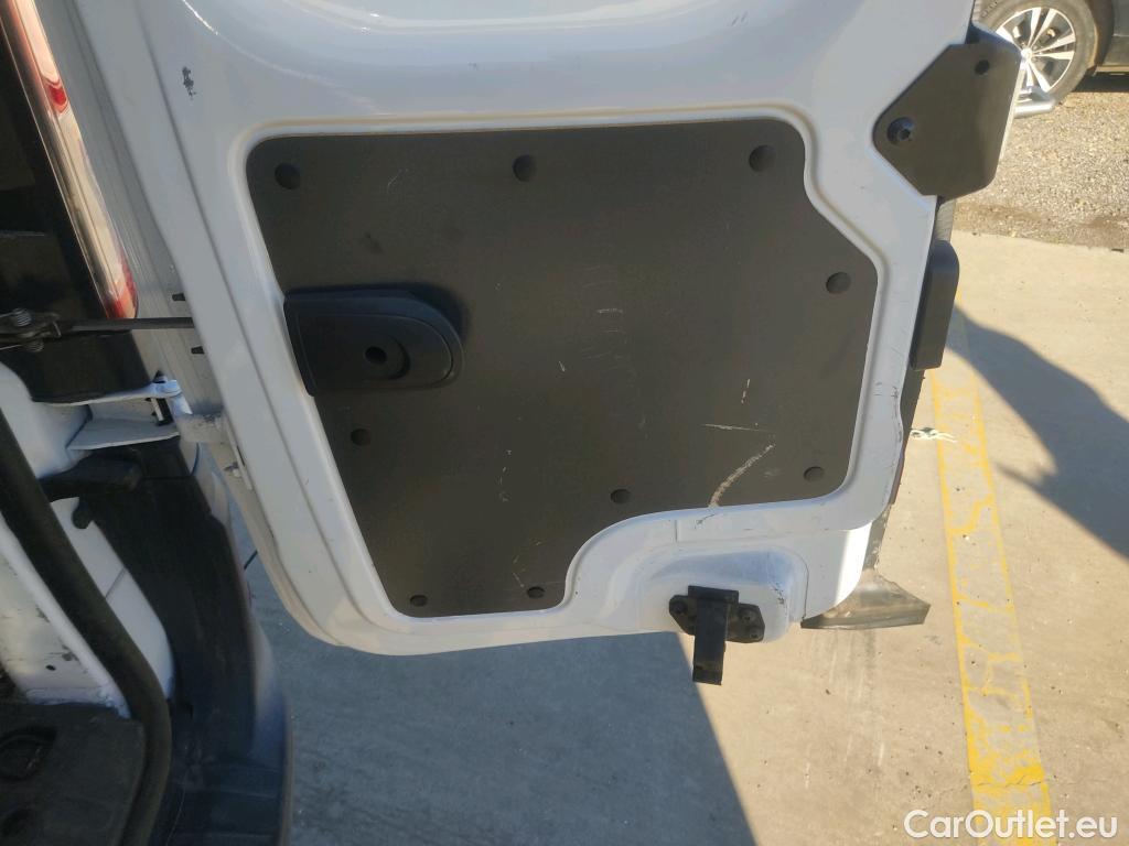  Renault  Kangoo RENAULT  Z.E./2013/3P/furgón derivado de turismo Z.E. #24