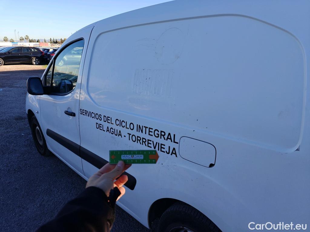  Peugeot  Partner PEUGEOT  VU 3p 2G furgón derivado de Furgón Confort L1 1.6 BlueHDi 55KW (75) #25