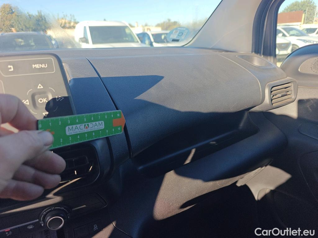  Opel  Combo OPEL  / 2018 / 4P / furgón derivado de turismo 1.5TD 75kW (100CV) Express XL H1 1000kg #36