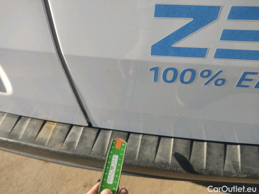  Renault  Kangoo RENAULT  Z.E./2013/3P/furgón derivado de turismo Z.E. #35