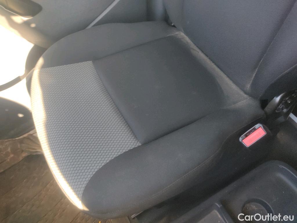  Renault  Kangoo RENAULT  Z.E./2013/3P/furgón derivado de turismo Z.E. #30