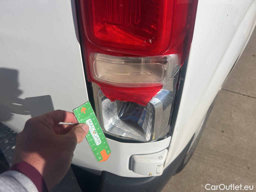  Peugeot  Expert PEUGEOT  / 2016 / 4P / furgón Furgón Premium 1.5 BlueHDi 100 Standard (AC) #16