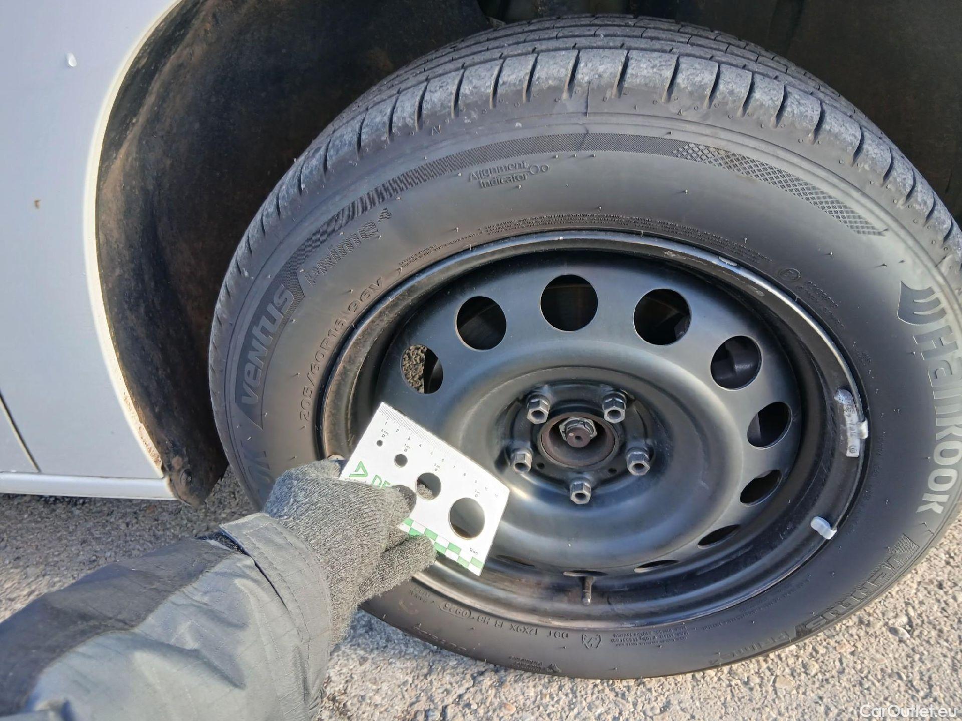  Toyota  Proace TOYOTA  City / 2020 / 4P / combi 1.5D 75kW (100CV) GX L1 #38