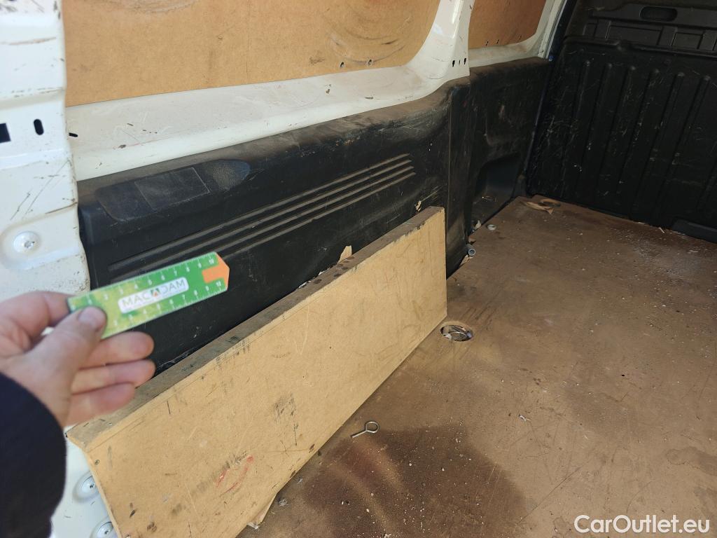  Opel  Combo OPEL  / 2018 / 4P / furgón derivado de turismo 1.5TD 75kW (100CV) Express XL H1 1000kg #53