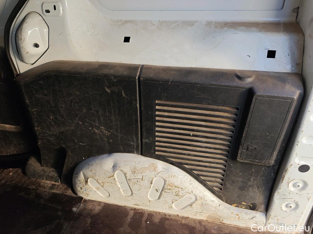  Peugeot  Partner PEUGEOT  VU 3p 2G furgón derivado de Furgón Confort L1 1.6 BlueHDi 55KW (75) #51