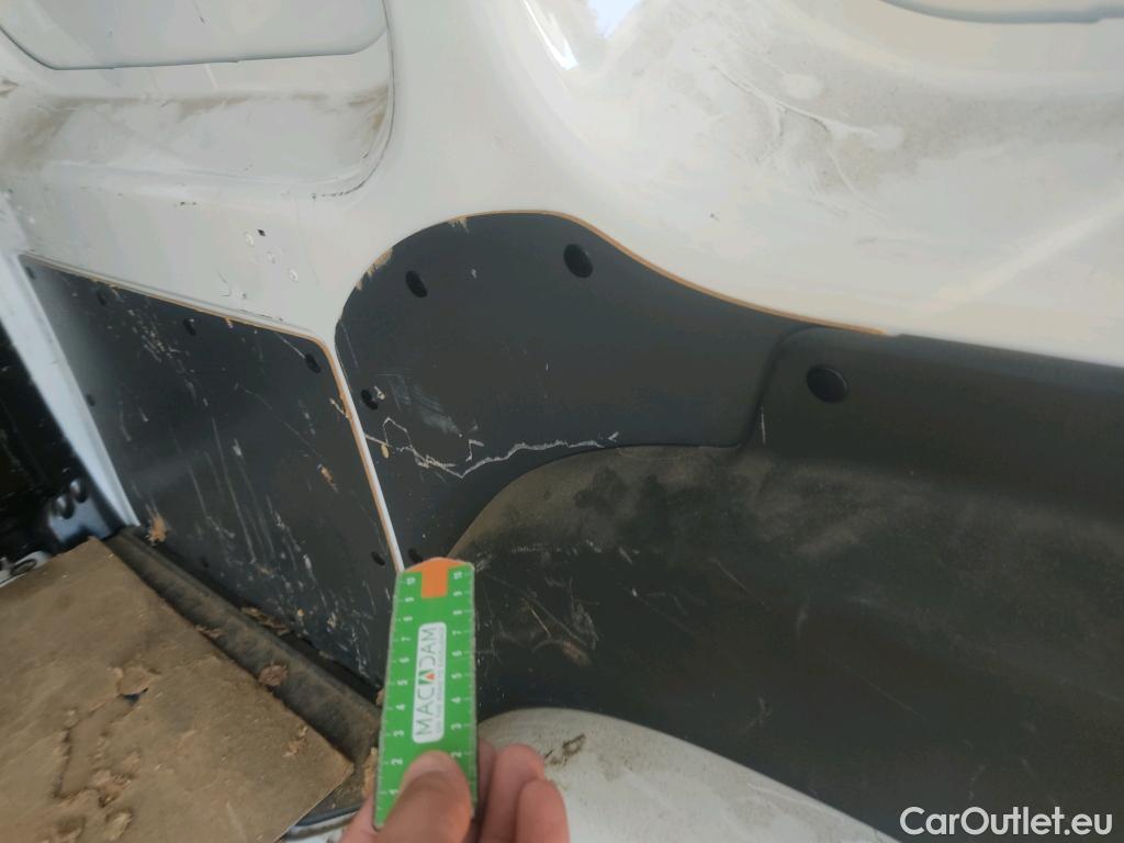  Renault  Kangoo RENAULT  Z.E./2013/3P/furgón derivado de turismo Z.E. #27