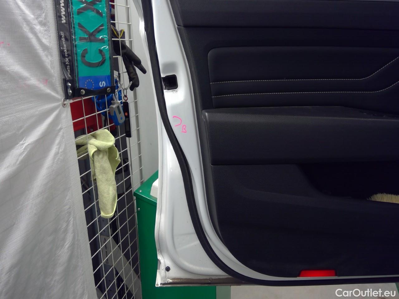  Volkswagen  Passat  Sp.Combi GTE #10