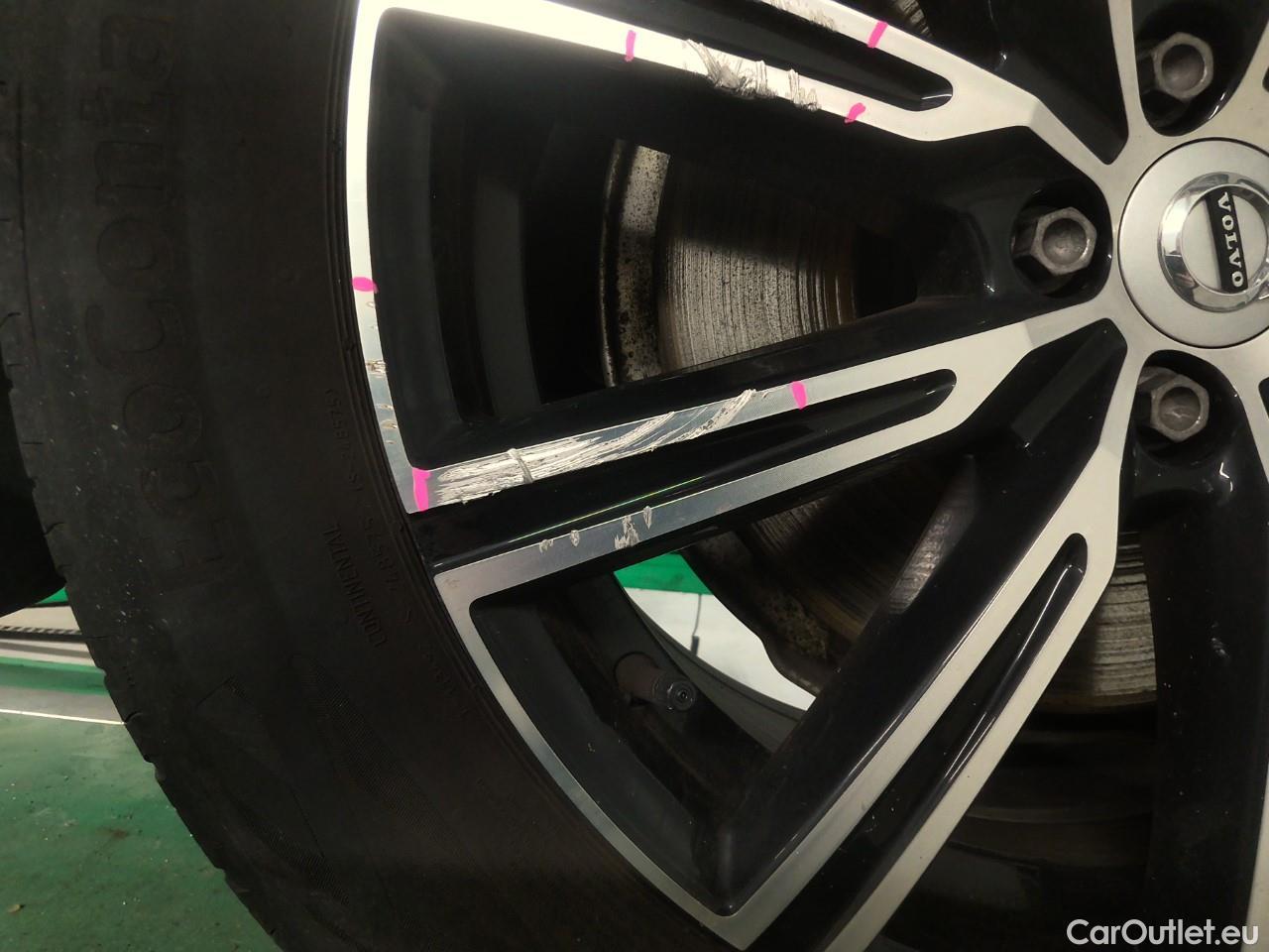  Volvo  XC60  T8 390 AWD Ins. Rech. Aut #50