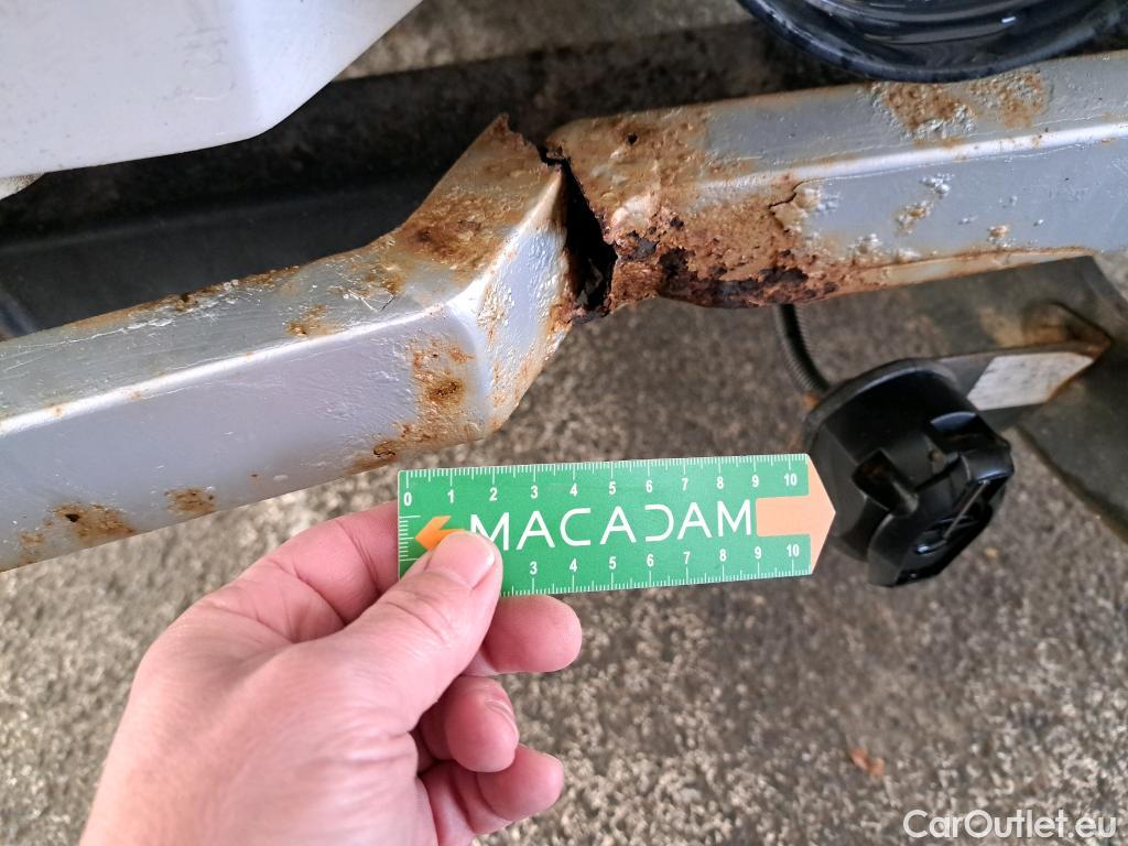  Isuzu  D-Max ISUZU  SC VU 2p Pick-up SATELLITE 4x4 1,9 - clim man #24