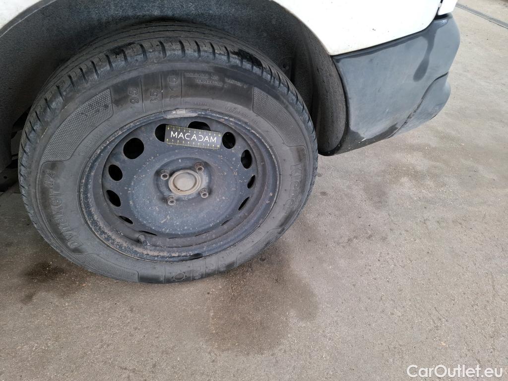  Citroen  Berlingo  Fourgon Confort L1 (Court) 1.6 BlueHDi 100CV BVM5 E6 #17