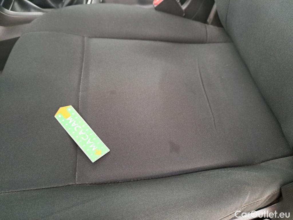  Isuzu  D-Max ISUZU  SC VU 2p Pick-up SATELLITE 4x4 1,9 - clim man #32