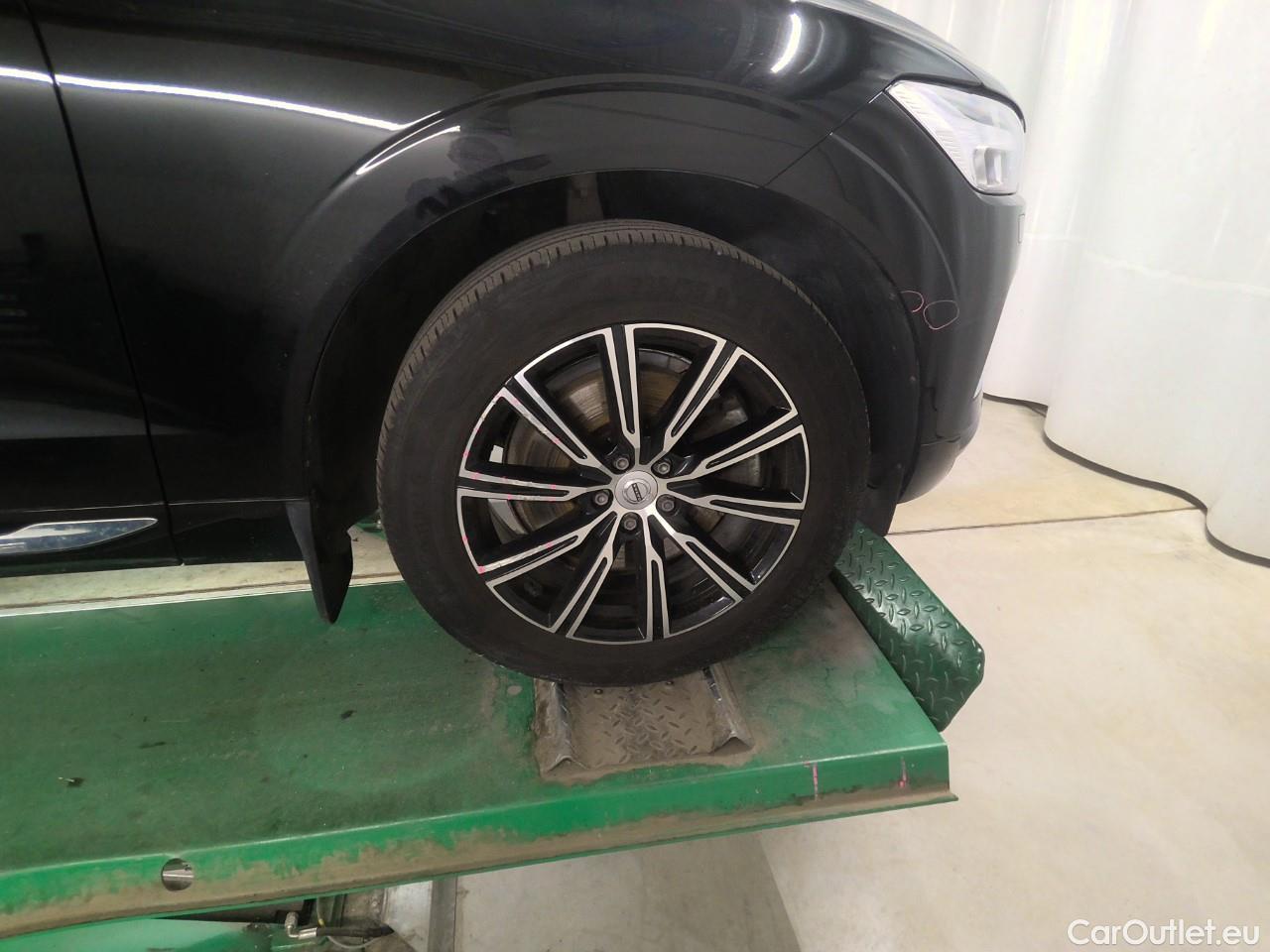  Volvo  XC60  T8 390 AWD Ins. Rech. Aut #49