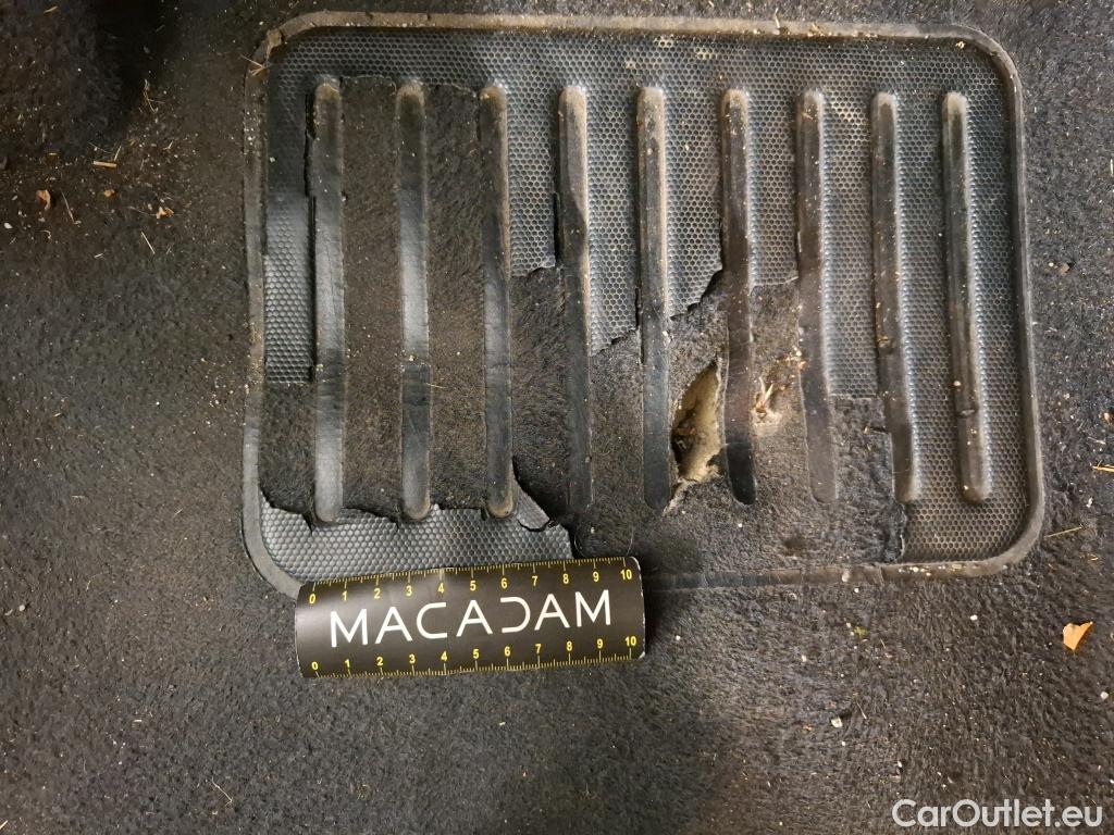  Citroen  C3 CITROEN  Société VU 5p Berline BlueHDi 100 SandS BVM Feel Nav #2