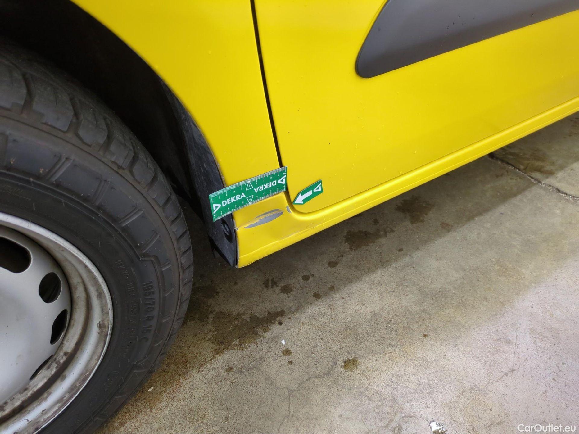  Citroen  Berlingo  Fourgon Business L1 (Court) 1.6 BlueHDi 100CV BVM5 E6 #29