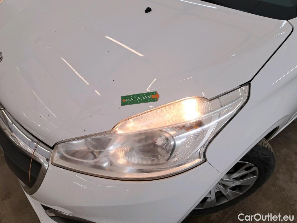  Peugeot  208  Affaire Premium 1.6 HDi 75CV BVM5 E6 #22