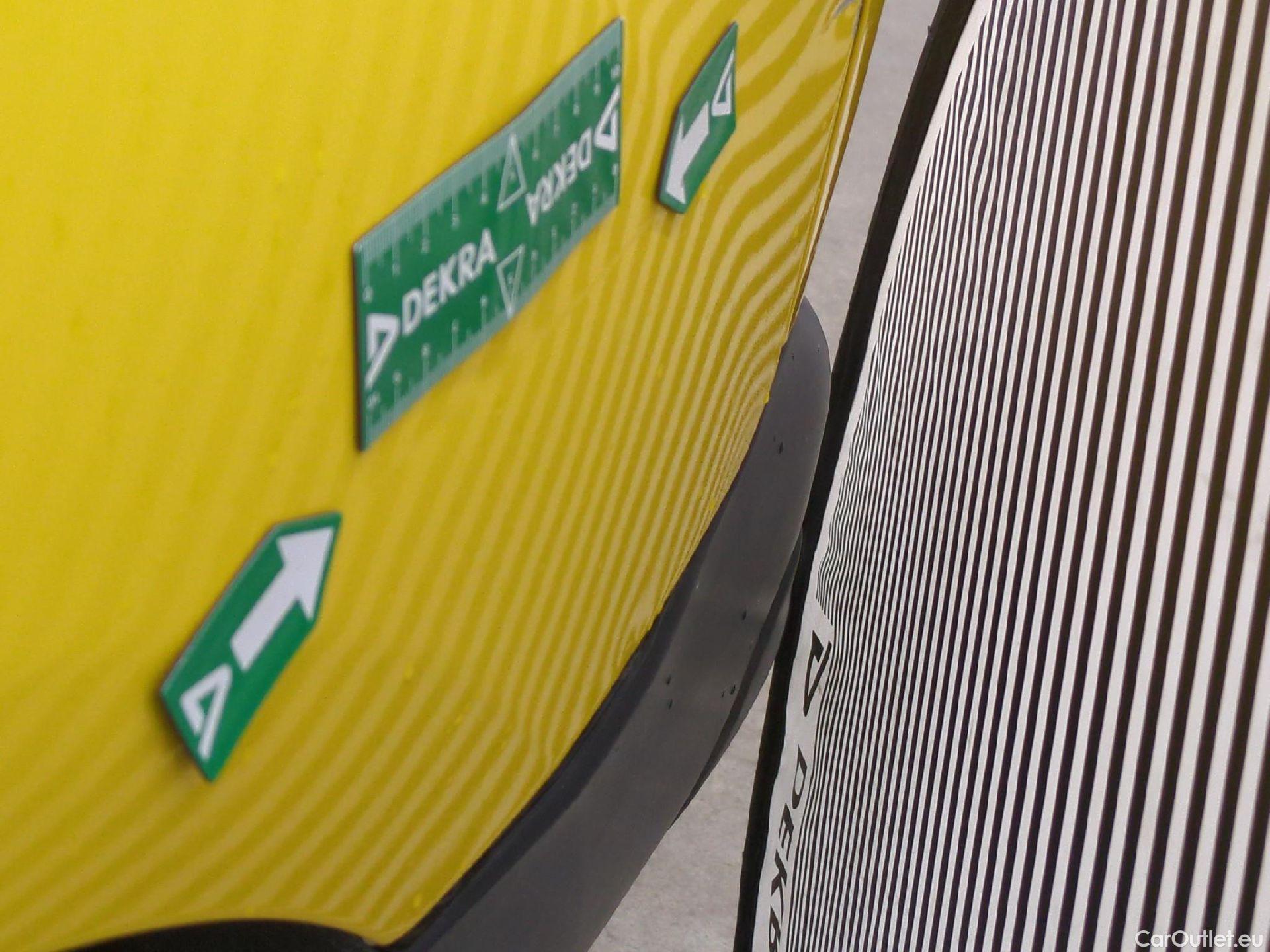  Citroen  Berlingo  Fourgon Business L1 (Court) 1.6 BlueHDi 100CV BVM5 E6 #33