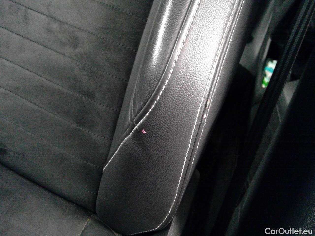  Volkswagen  Passat  Sp.Combi GTE #35