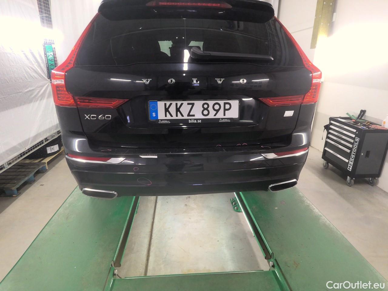  Volvo  XC60  T8 390 AWD Ins. Rech. Aut #10