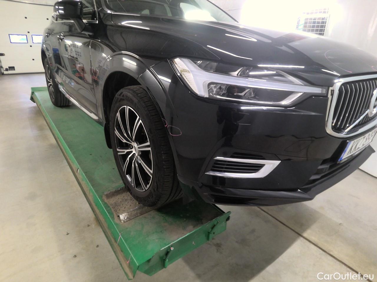  Volvo  XC60  T8 390 AWD Ins. Rech. Aut #2