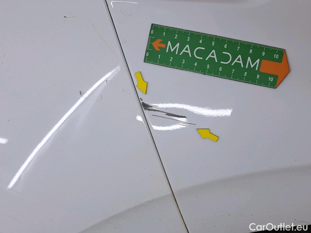  Peugeot  208  Affaire Premium 1.6 HDi 75CV BVM5 E6 #3