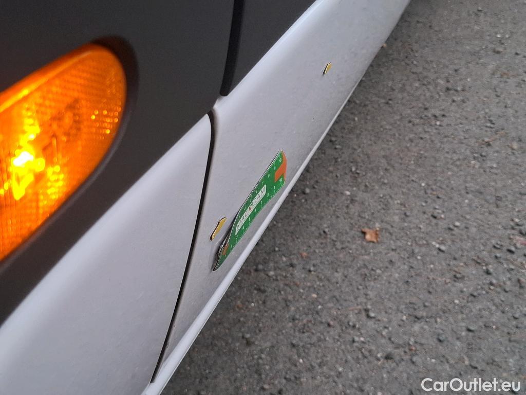  Mercedes  Sprinter MERCEDES-BENZ  / 2018 / 4P / Fourgon tôlé 317 FG 37 3,5t PRO Prop Léger #4