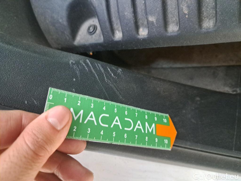  Peugeot  208  Affaire Premium 1.6 HDi 75CV BVM5 E6 #19