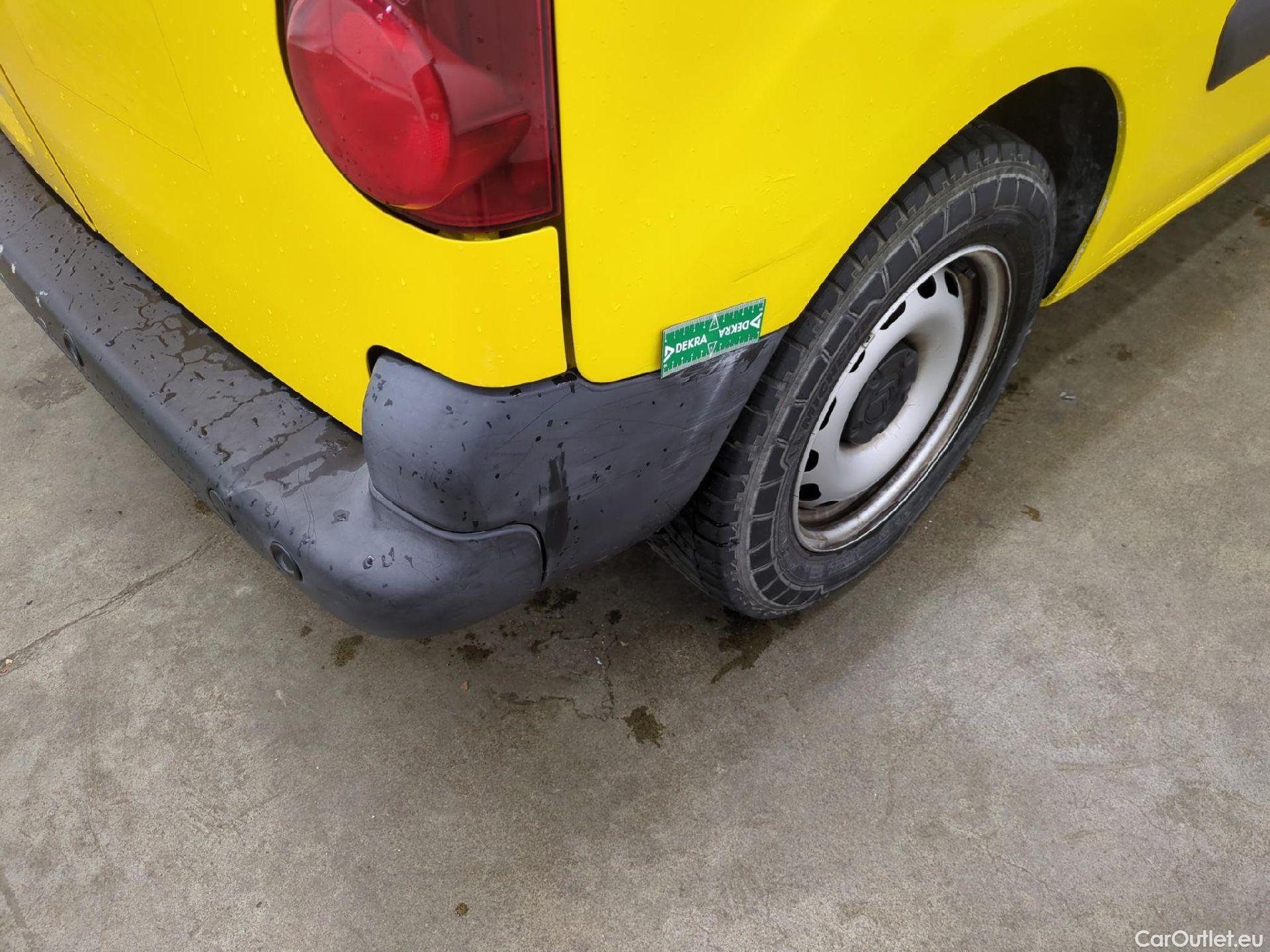  Citroen  Berlingo  Fourgon Business L1 (Court) 1.6 BlueHDi 100CV BVM5 E6 #12