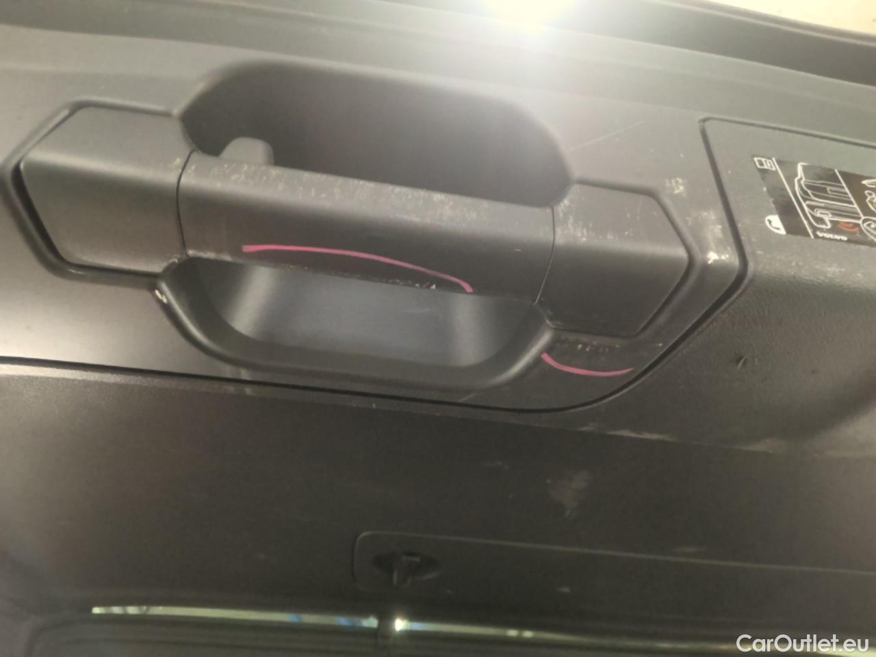  Volvo  XC60  T8 390 AWD Ins. Rech. Aut #56