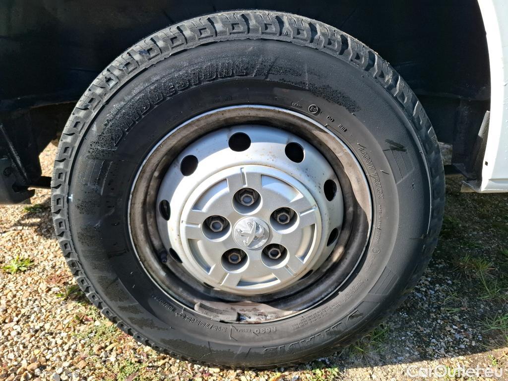  Peugeot  Boxer PEUGEOT  / 2014 / 4P / Fourgon tôlé BlueHDi S&S 120 PREMIUM 335 L2H2 #32