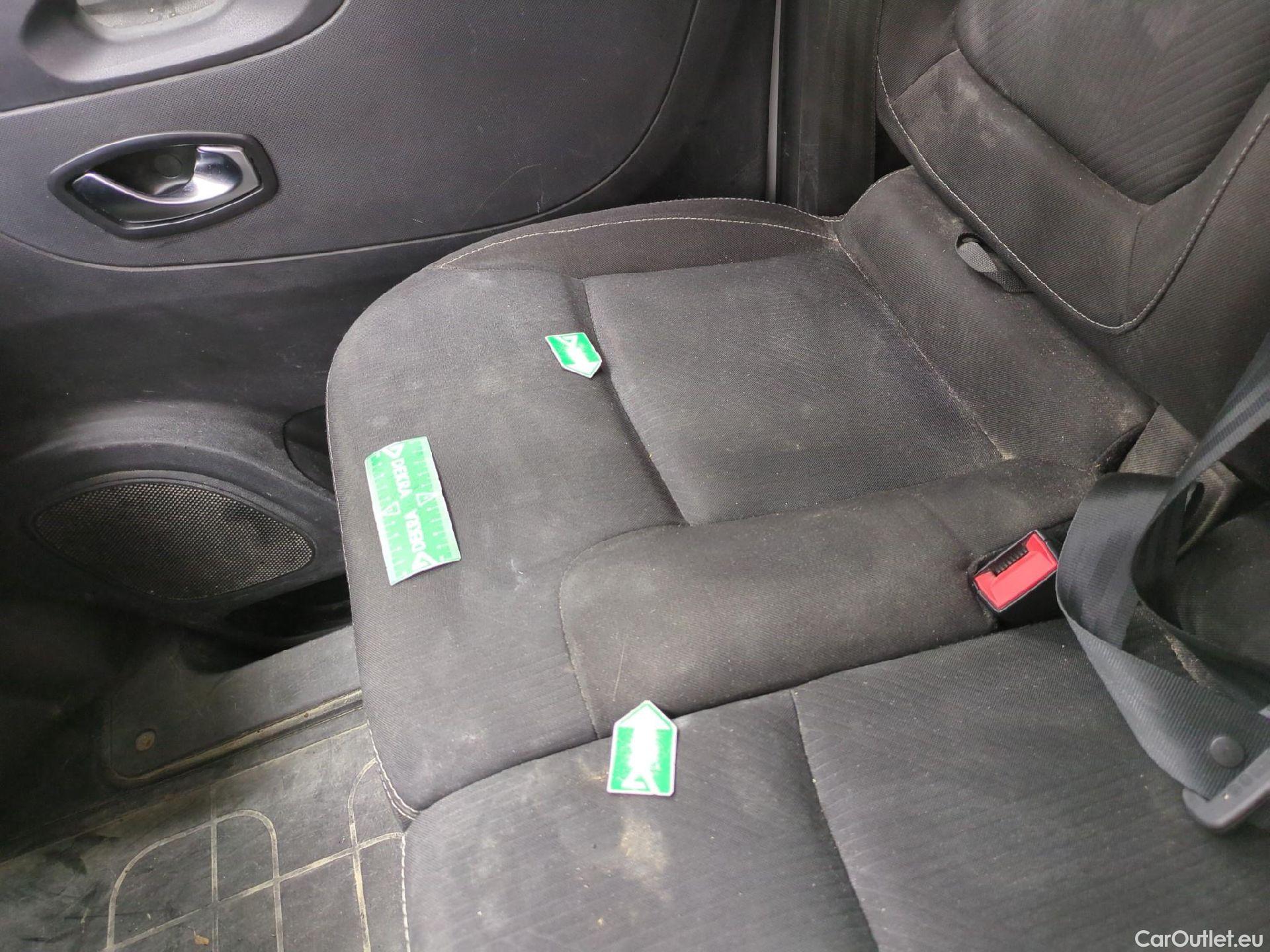  Renault  Trafic RENAULT  / 2019 / 4P / Fourgon tole NV FG GCF L1H1 1200 dCi 120 S&S #6