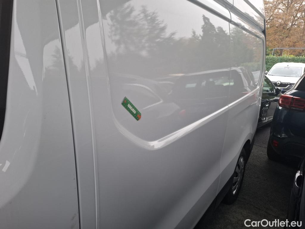  Renault  Trafic  Furgon Grand Confort L2H2 1200 1.6 dCi 125CV BVM6 E6 #7