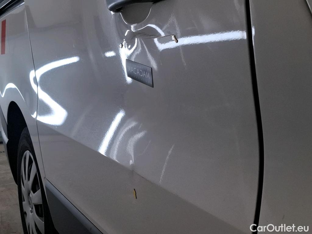  Renault  Trafic  Furgon Grand Confort L1H1 1200 1.6 dCi 125CV BVM6 E6 #14