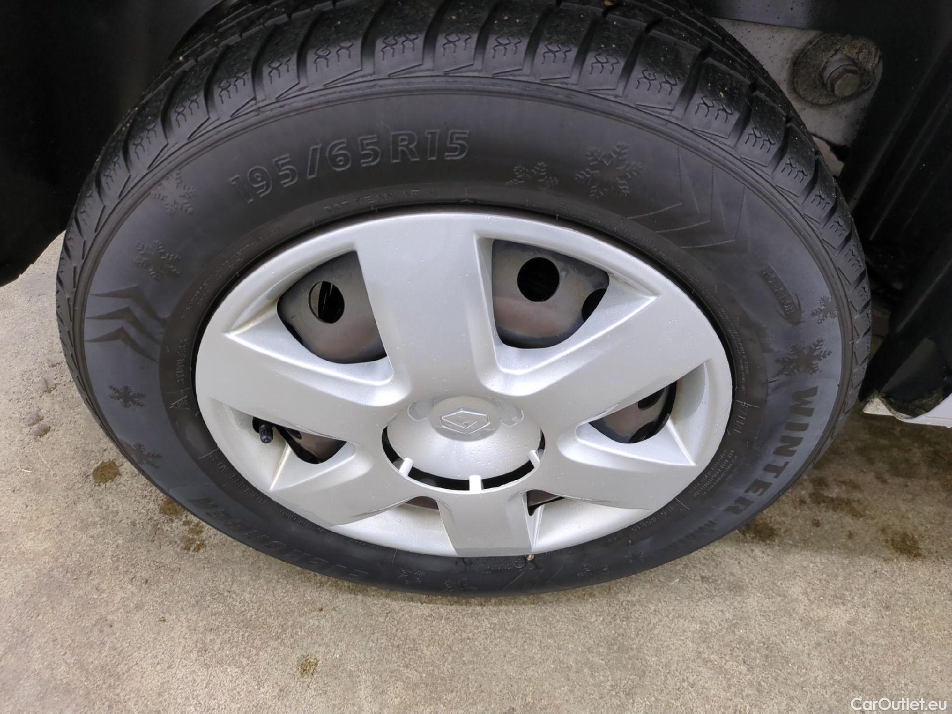  Renault  Kangoo  Express Extra (Série Spéciale) 1.5 dCi 75CV BVM5 E6 #2