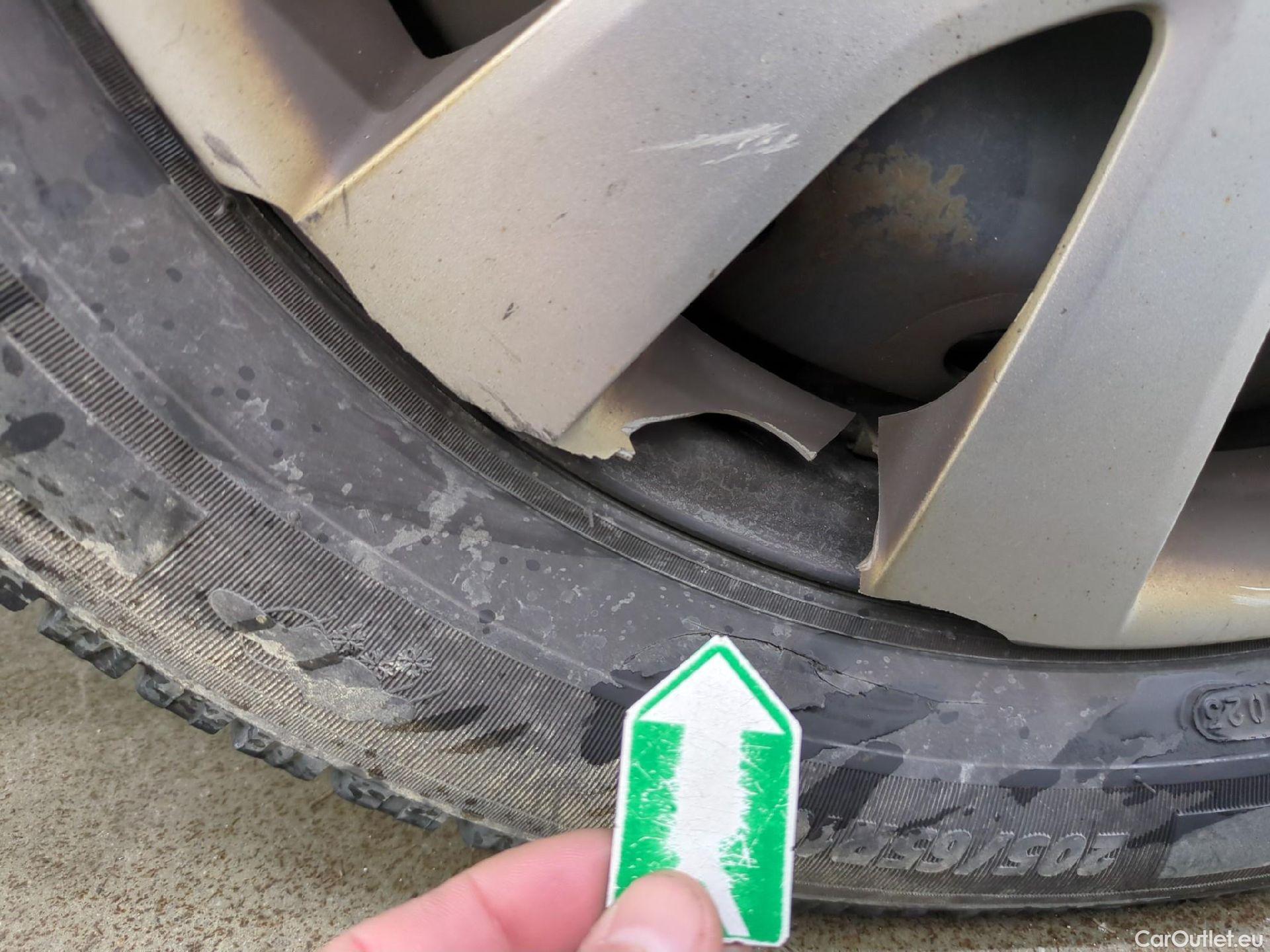  Renault  Trafic RENAULT  / 2019 / 4P / Fourgon tole NV FG GCF L1H1 1200 dCi 120 S&S #13