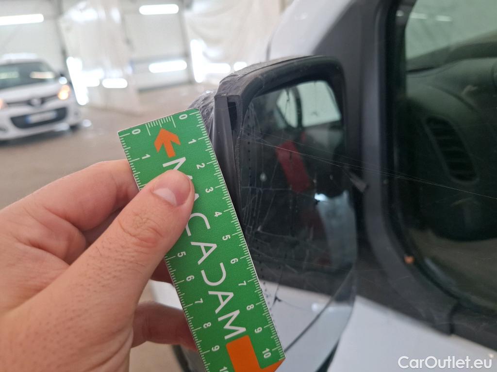  Renault  Trafic RENAULT  / 2019 / 4P / Fourgon tole NV FG GCF L1H1 1200 Energy dCi 145 #10