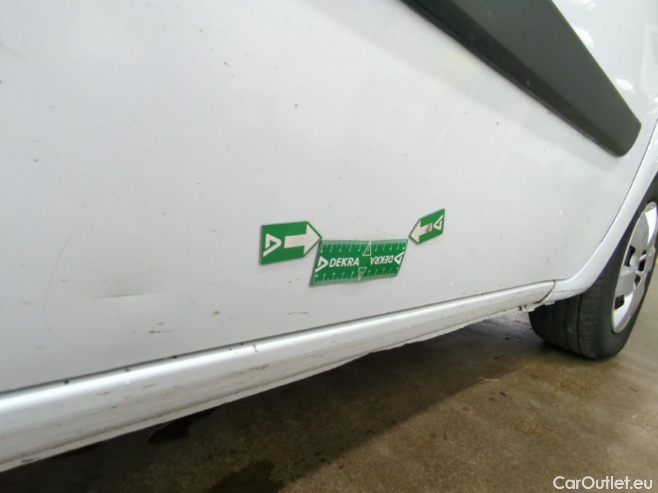  Renault  Kangoo  II Express Maxi Extra (Série Spéciale) 1.5 dCi 95CV BVM6 E6dT #19