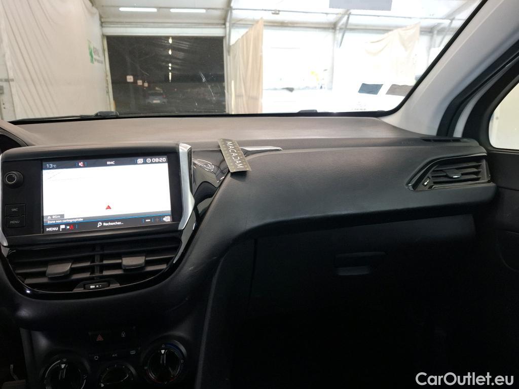  Peugeot  208 PEUGEOT  Affaire / 2015 / 5P / Berline BlueHDi 100 S&S PREMIUM PACK #6