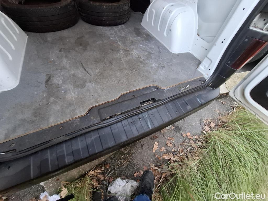  Renault  Trafic  Furgon Grand Confort L1H1 1200 1.6 dCi 125CV BVM6 E6 #28