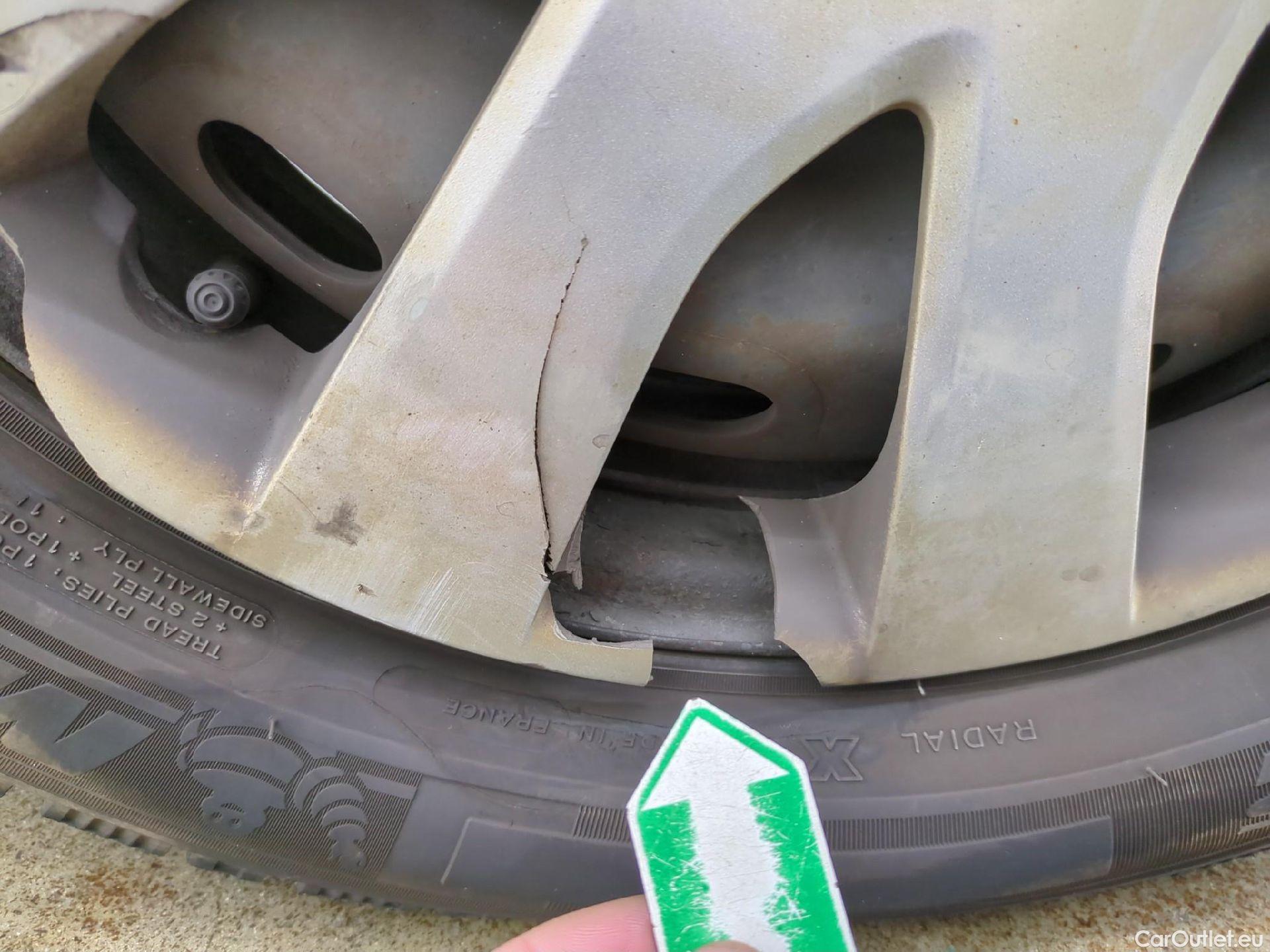  Renault  Trafic RENAULT  / 2019 / 4P / Fourgon tole NV FG GCF L1H1 1200 dCi 120 S&S #17