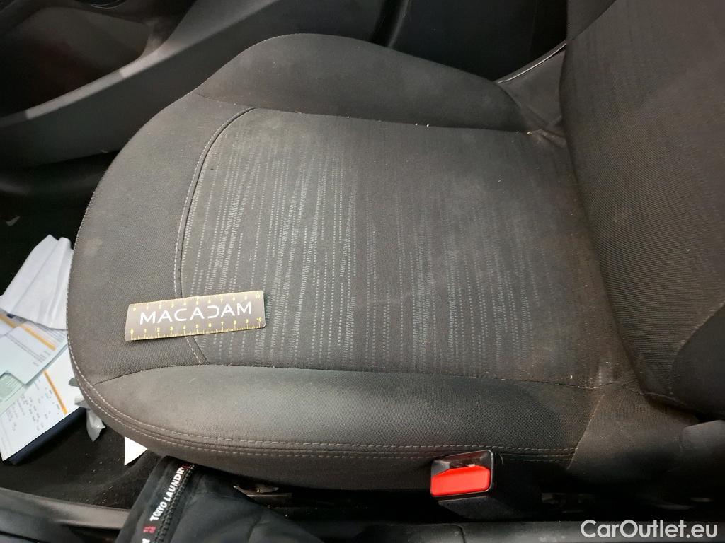  Peugeot  208 PEUGEOT  Affaire / 2015 / 5P / Berline BlueHDi 100 S&S PREMIUM PACK #21