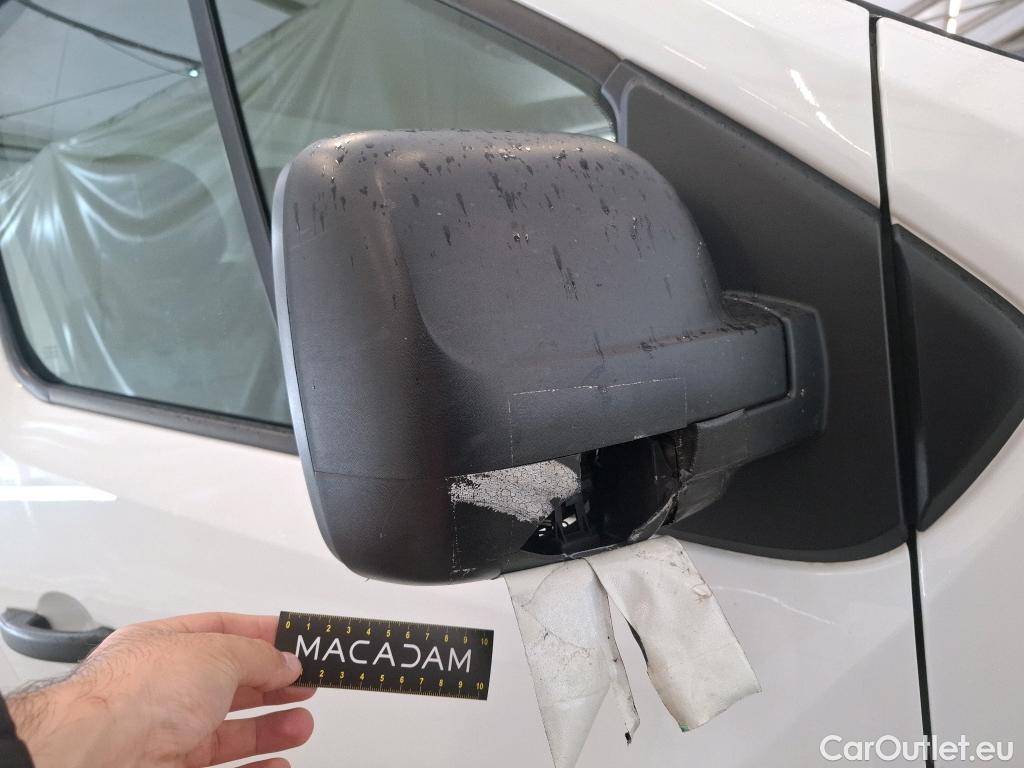  Renault  Trafic  Furgon Grand Confort L1H1 1200 1.6 dCi 125CV BVM6 E6 #18