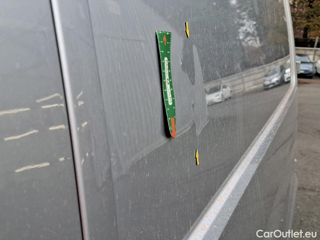  Volkswagen  Transporter VOLKSWAGEN  / 2019 / 4P / Fourgon tôlé 2.0 TDi 110 L2H1 Business Line #2