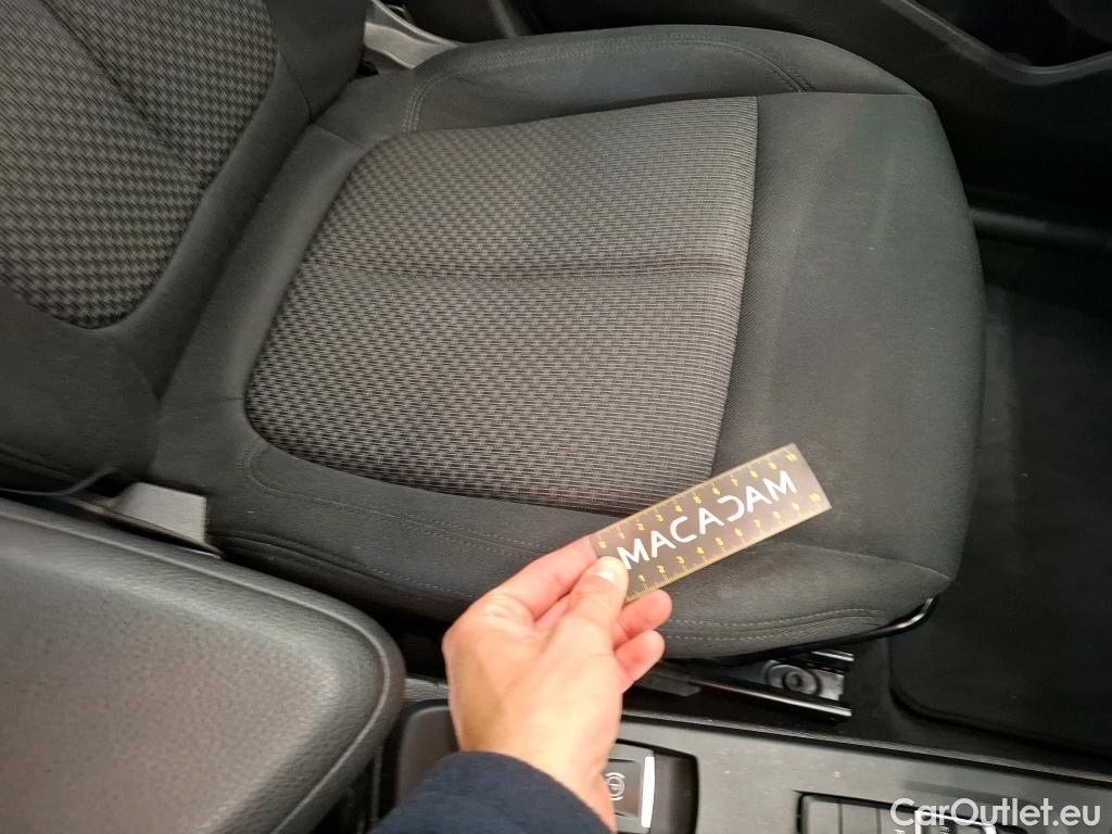  Bmw  X1 BMW  / 2019 / 5P / SUV sDrive16d Business Design DKG7 #36