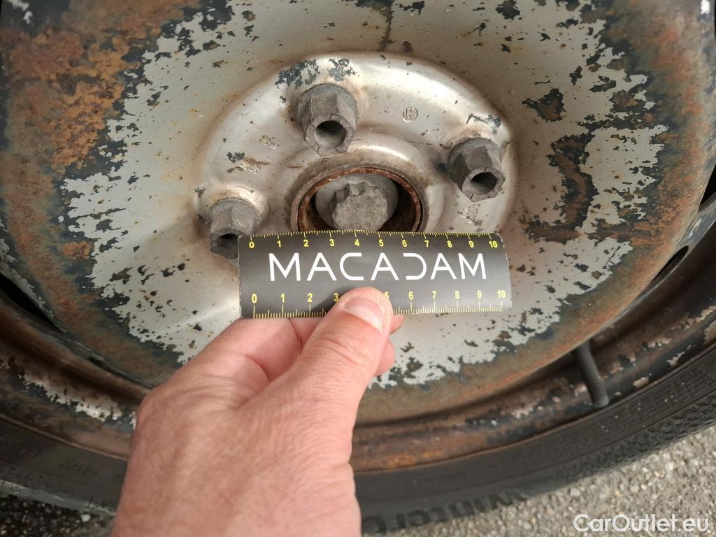  Volkswagen  Caddy VOLKSWAGEN  Van VU 4p Fourgonnette 2.0 TDI 122 4MOTION Business Line #66