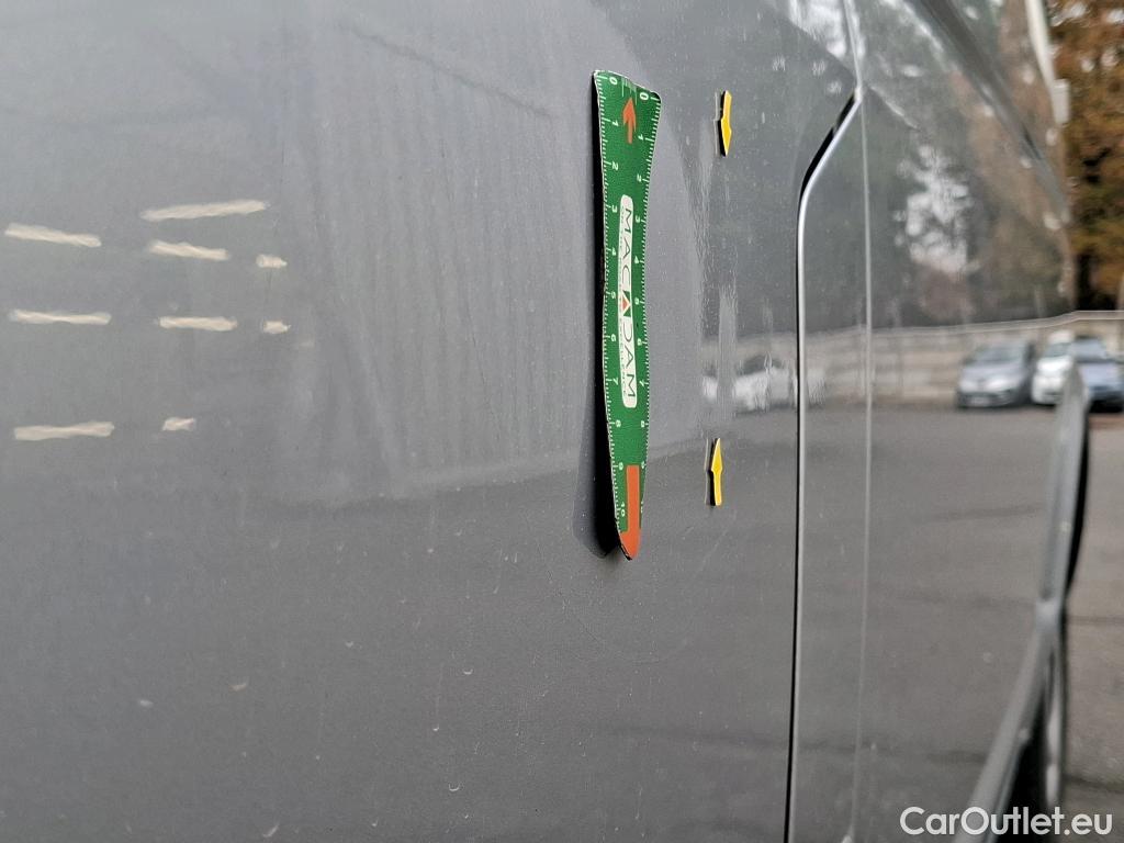  Volkswagen  Transporter VOLKSWAGEN  / 2019 / 4P / Fourgon tôlé 2.0 TDi 110 L2H1 Business Line #23